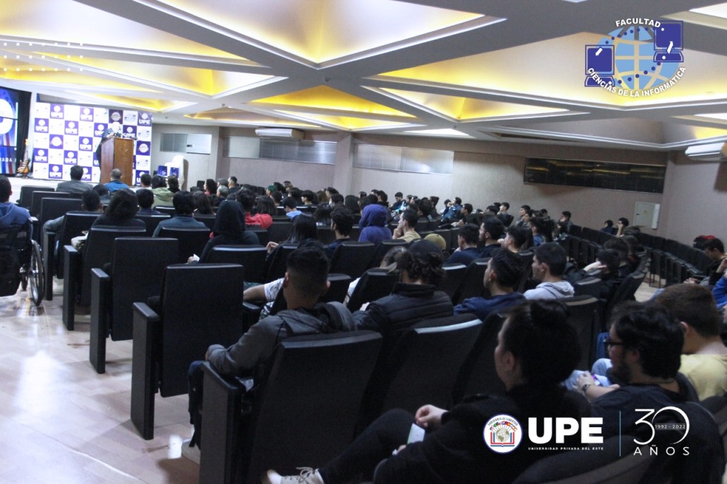 Encuentro de confraternización con la comunidad académica de la Facultad de Ciencias de la Informática